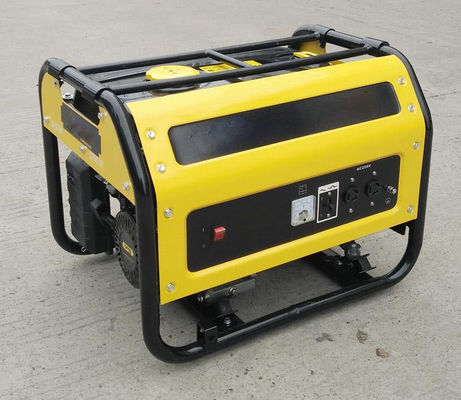 720×492×655mm Benzingenerator mit 6,25 KVA Nennleistung und 130 kg Nettogewicht